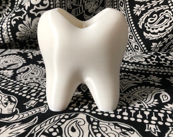 3D Printed Tooth-Shaped Toothbrush Holder (10cm)