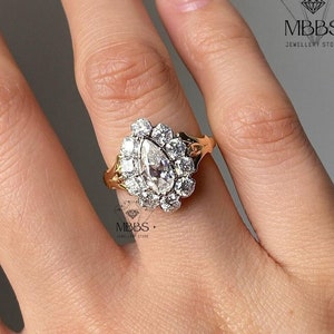 1.30 CT Pear Cut Moissanite Stone Engagement Ring 18K Gold Ring Gift for Her Wedding Ring Promise Ring Vintage Ring Anniversary Gift Ring