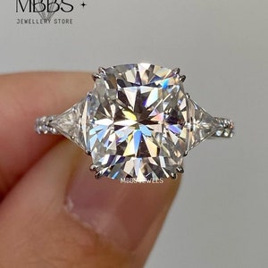 3.50 Ct Elongated Cushion Cut Moissanite Engagement Ring 18K White Gold Ring For Her Art Deco Anniversary Gift Unique Vintage Bridal Ring