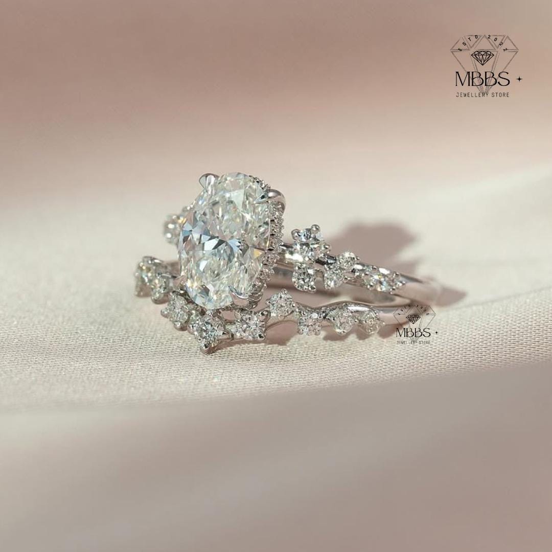 Oval Moissanite Engagement Ring Set – Vintage 14K Gold Bridal Rings - Etsy