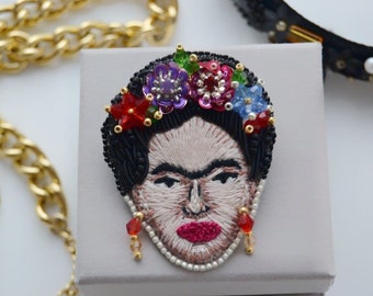 Frida Kahlo-brooch frida-frida embroidery-brooch face-kahlo embroidered brooch-frida kahlo brooch-embroidered portrait brooch-handmade