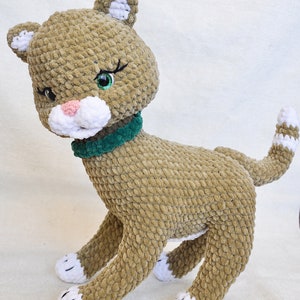 Stella the Cat PDF Amigurumi Pattern Large Stuffed Cat Animal Toy and Decor With 360 Degree Moving Head image 4