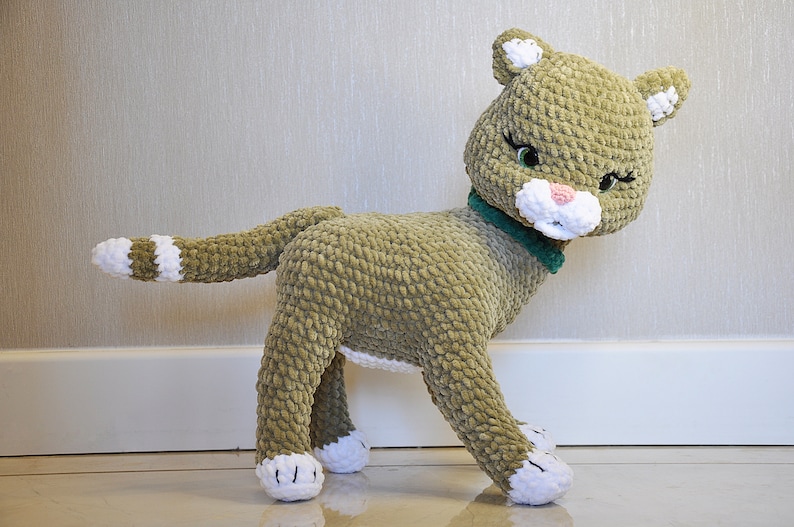 Stella the Cat PDF Amigurumi Pattern Large Stuffed Cat Animal Toy and Decor With 360 Degree Moving Head image 6