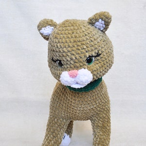 Stella the Cat PDF Amigurumi Pattern Large Stuffed Cat Animal Toy and Decor With 360 Degree Moving Head image 3