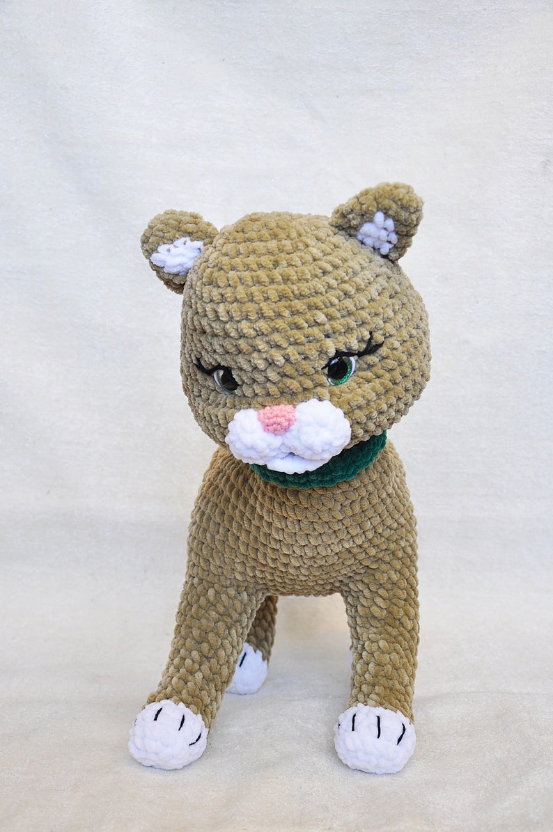 Stella the Cat PDF Amigurumi Pattern Large Stuffed Cat Animal Toy and Decor With 360 Degree Moving Head image 3