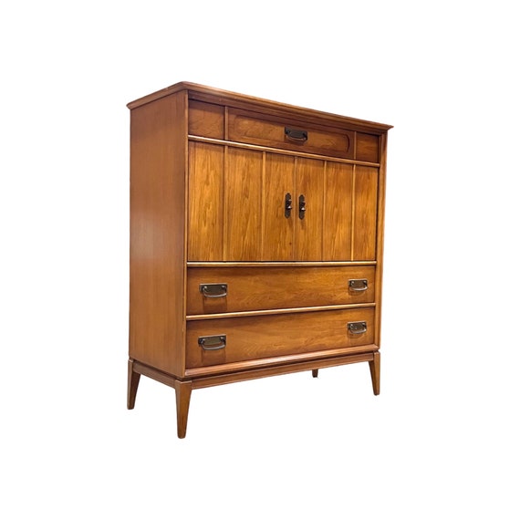 Thomasville 6 drawer dresser deals