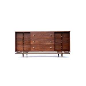 Kent Coffey The Sequence Refinished Mid Century Modern Lowboy Dresser c. 1960s