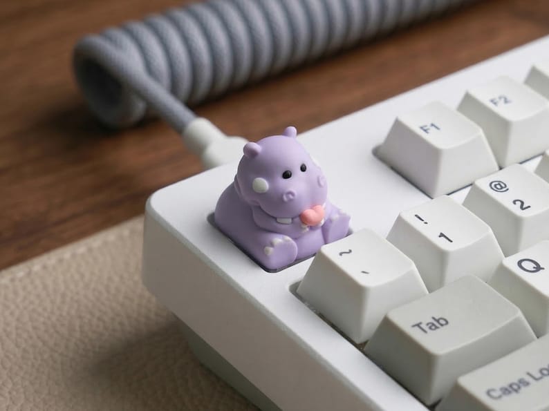 Touche de clavier mécanique de jeu Happy Hippo en résine artisanale, ESC personnalisée, cadeau pour gamer image 1