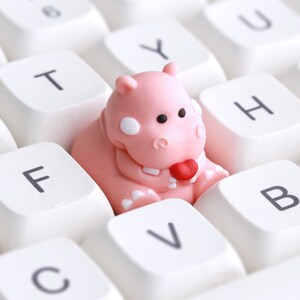 Touche de clavier mécanique de jeu Happy Hippo en résine artisanale, ESC personnalisée, cadeau pour gamer Pink Hippo