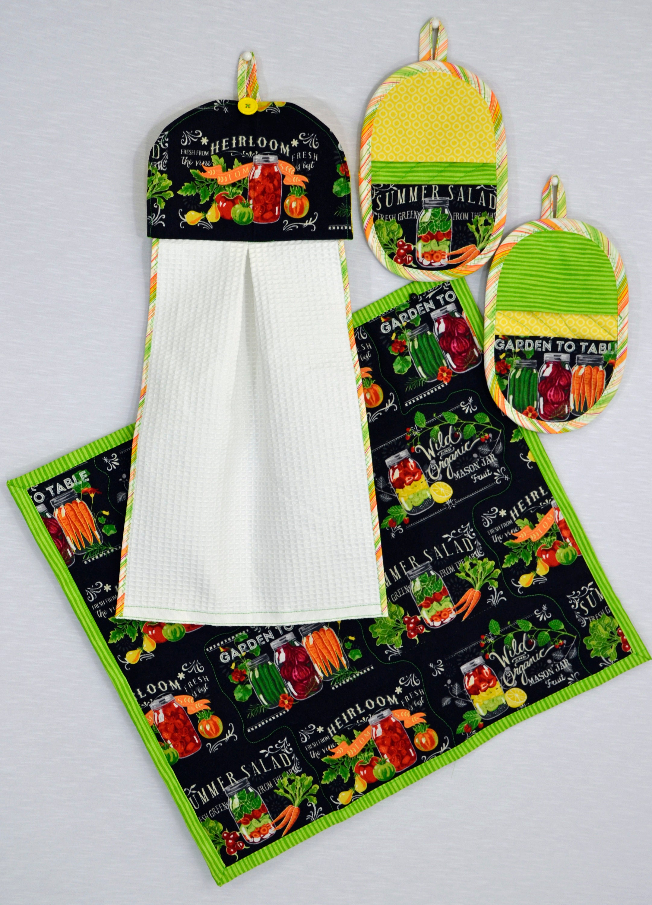 Sewing Machine Pattern Kitchen Set Including Hanging Towel - Etsy