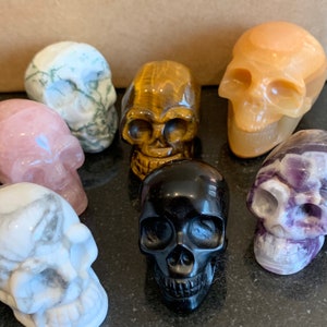 Carved Skulls // Dream Amethyst, Black Obsidian, Rose Quartz, Howlite, Orange Calcite, Tiger&#39;s Eye
