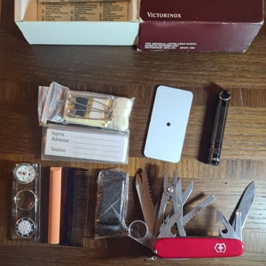 Victorinox Survival Kit 1.8812-8 Swiss Army Knife