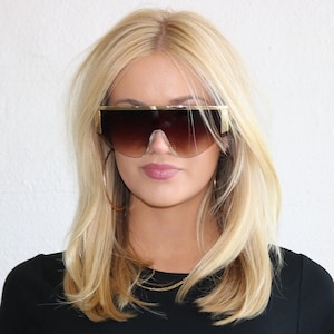 Womens Oversized Sunglasses With Gold Bar