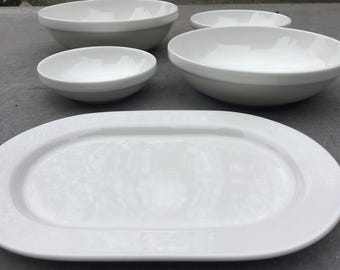 Villeroy & Boch Easy, set of 5 bowls.