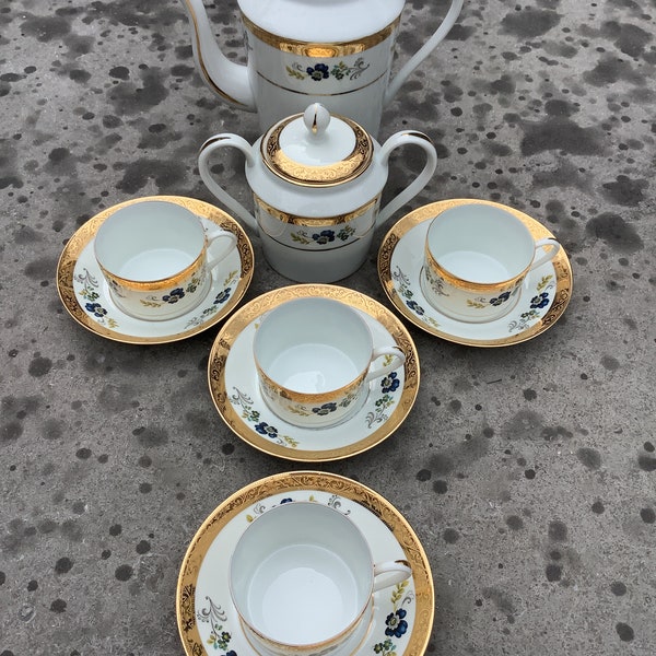 Limoges Decor Main Deux Feux set van 6 items.