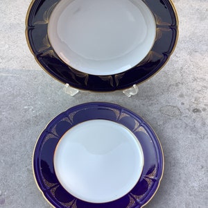 Weimar Genuine Weimar Cobalt set of dinner plate and large bowl.