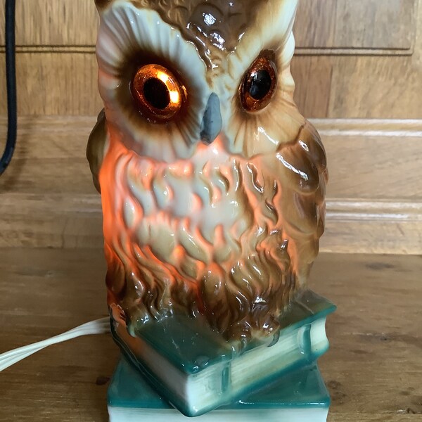 Porselein lamp van uil met glas ogen, vintage