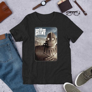 Shirt - The Iron Giant, 1999 American animated scifi film by Warner Bros. Based on the 1968 novel by Ted Hughes. V3