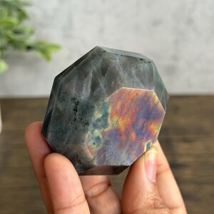 Flashy Labradorite Diamond Carving | Intuition • Protection • Transformation