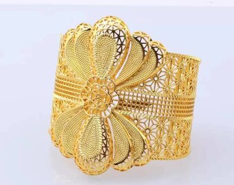 Jewellery Earring Dubai Gold Souk Jewelry design New Years gemstone  ring bracelet png  PNGWing