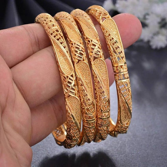 22K Real Gold Solid Link Chain Mens Bracelet Hallmarked  Etsy  Mens gold  bracelets Jewelry bracelets gold Mens gold jewelry