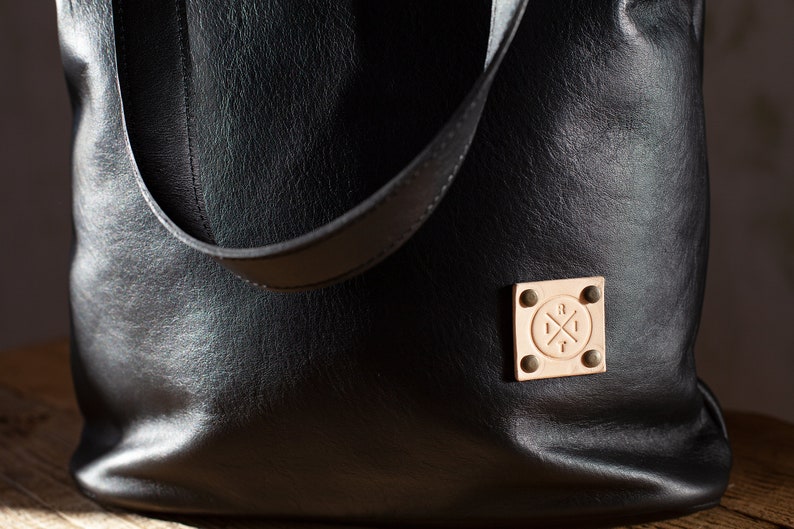 Classic leather tote bag, leather purse, minimalist tote, shoulder bag image 7