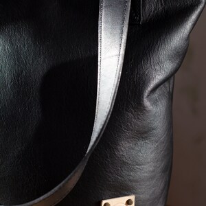 Classic leather tote bag, leather purse, minimalist tote, shoulder bag image 6