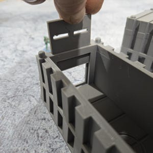 Stackable Shipping Container, Playable interior, working door, wargaming, container,