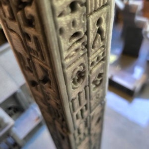 Aeterna Obelisk - Imposing and Towering 37 inch in total Height -   - Dungeons and Dragons - 28mm Terrain -   terrain