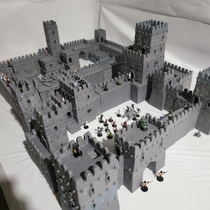 Desert Castle Complex for Tabletop Wargaming - Desert Huts and Terrain Set