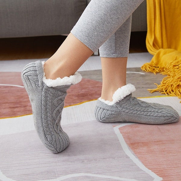 Chaussettes d'hiver en laine femmes épaissir chaud maison chambre à coucher chaussettes pantoufles hommes chauffe-pieds antidérapants chaussettes de neige