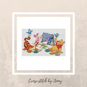 Gráfico de punto de cruz de Winnie the Pooh y sus amigos atrapando mariposas, patrón de 14 hilos, 21 cm x 14 cm, colores DMC