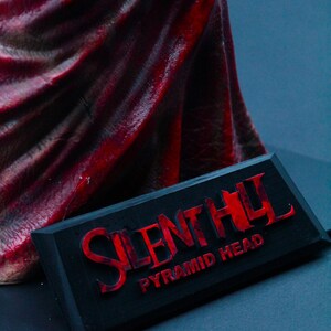 Pyramid Head Figure Silent Hill Horror Statue, Silent Hill collectible character figurine, Horror game collectible, Silent Hill memorabilia image 4