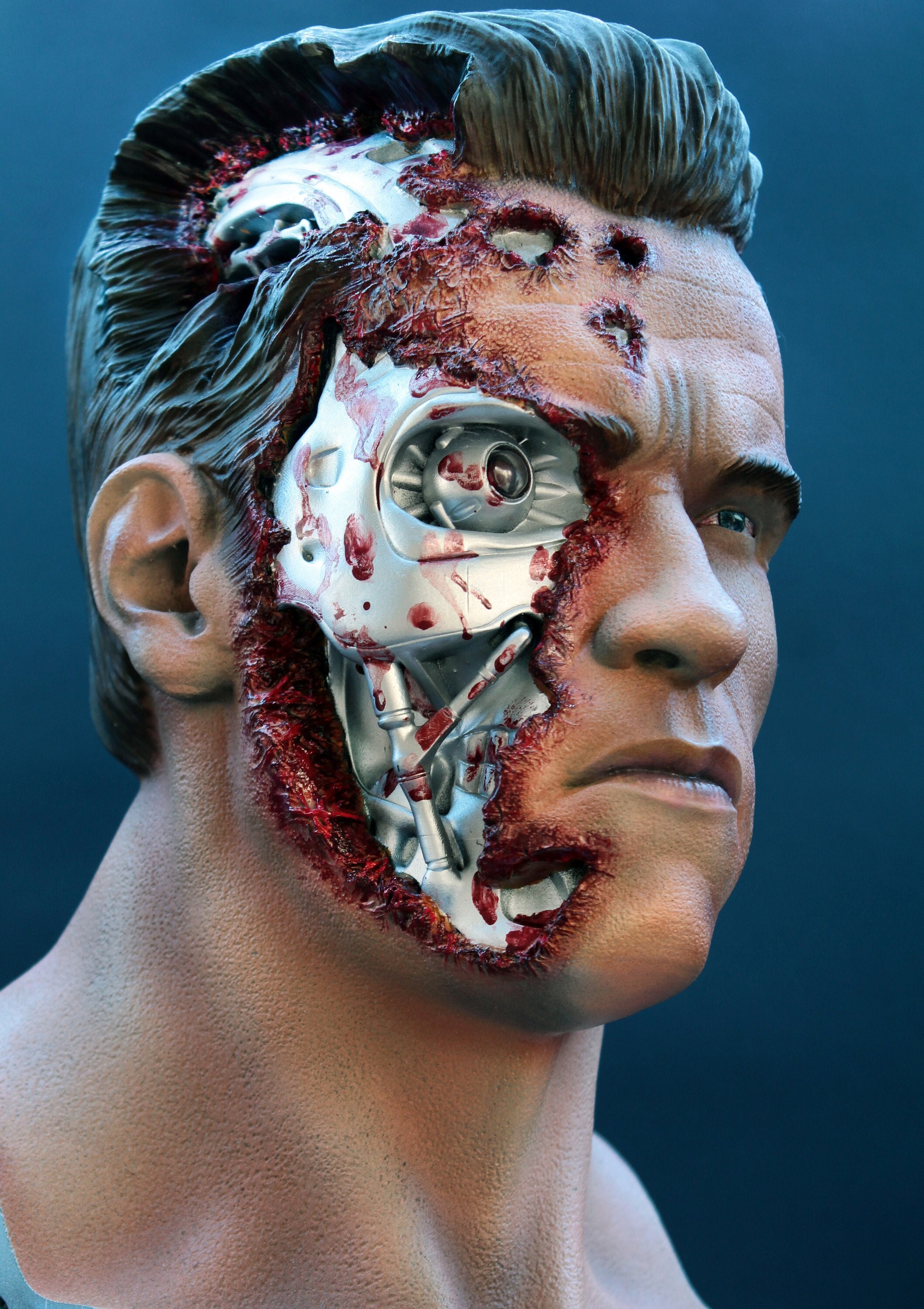 Terminator Statue Bust T-800 Arnold Schwarzenegger Action Figure Maximum  Realism With Integrated LED Endoskeleton 12k -  Sweden