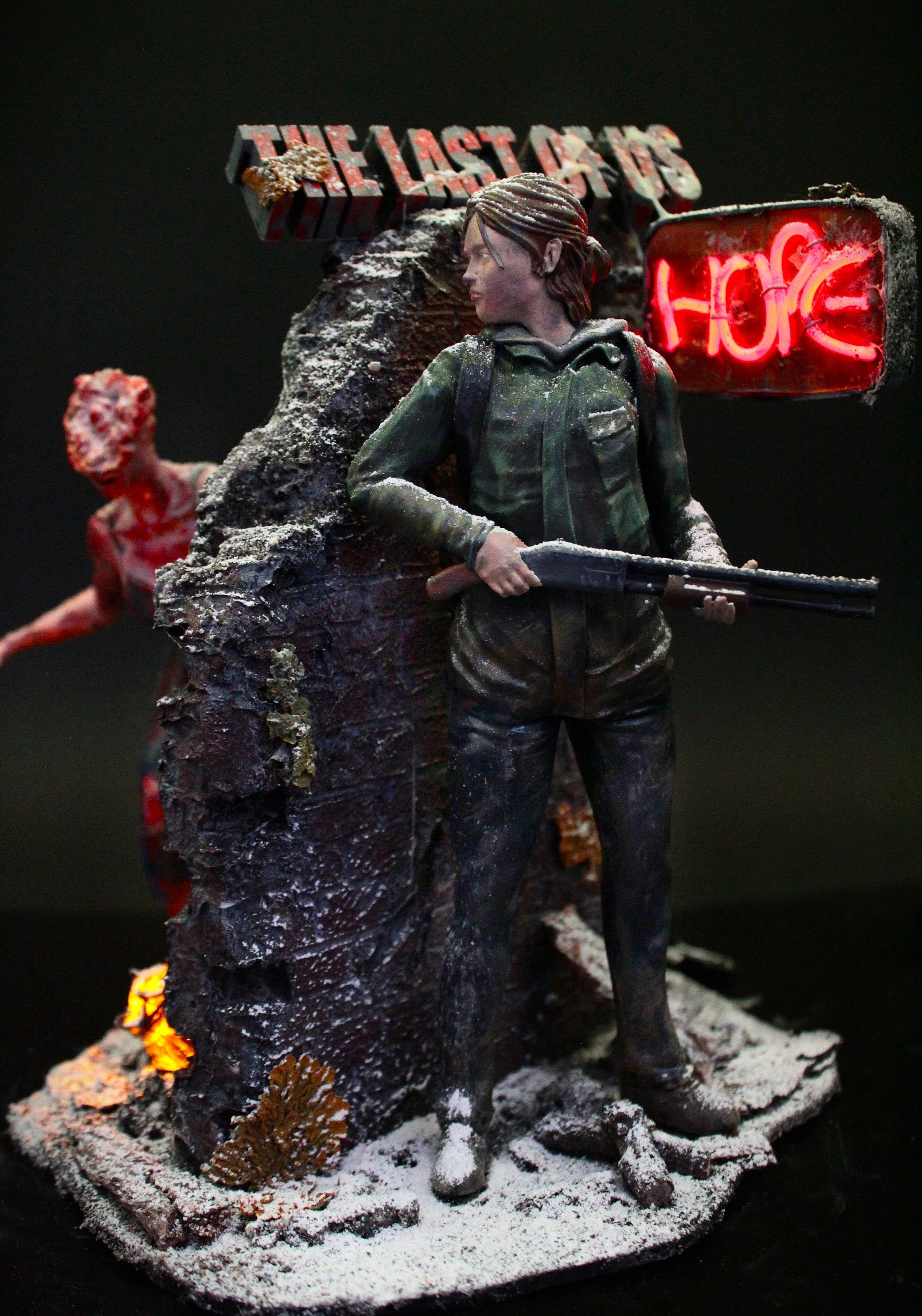 Ellie Seattle Figurine the Last of Us 2 3D Resin Printed 