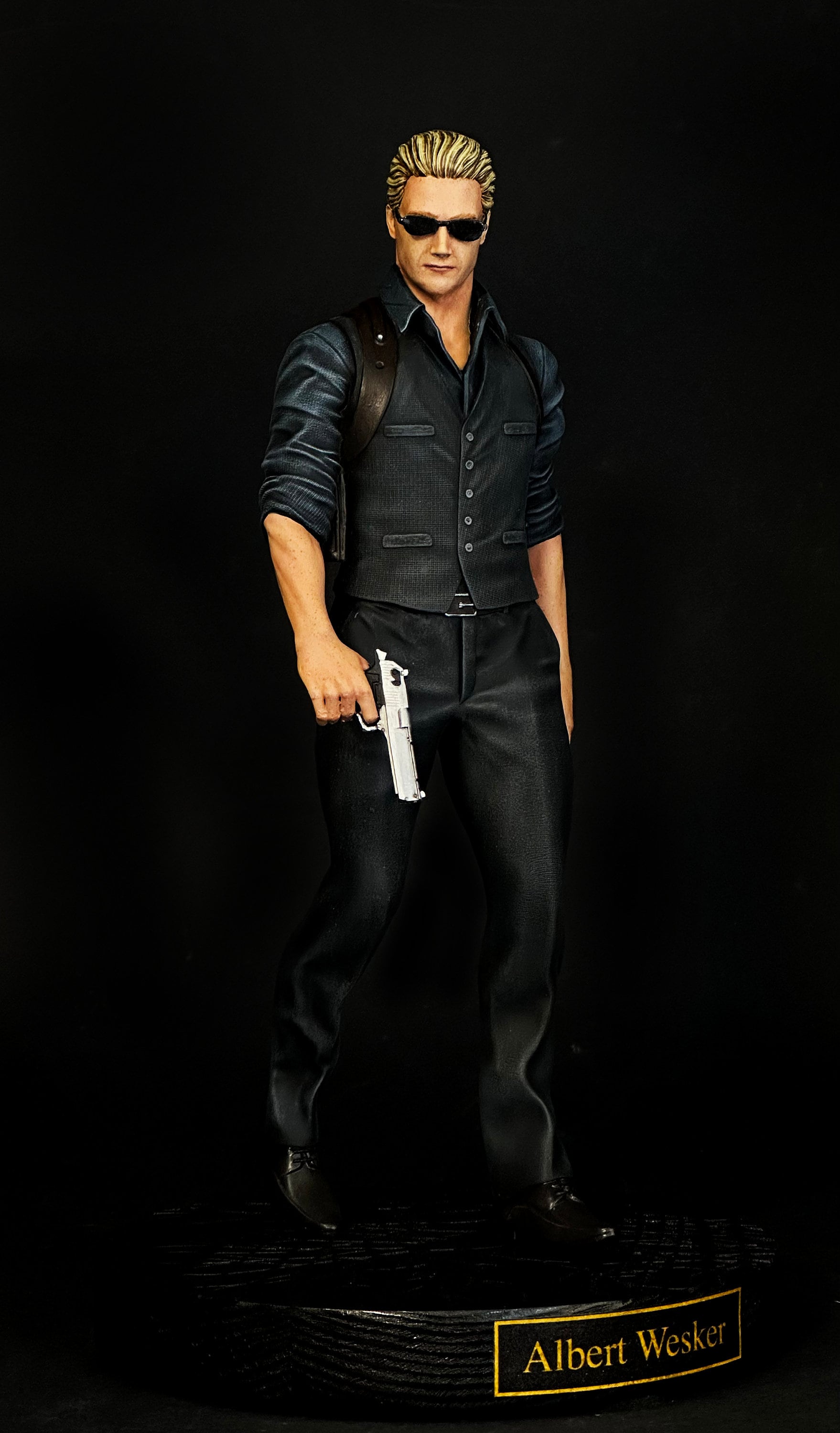 アルバート・ウェスカー フィギュア、バイオハザード4 フィギュア