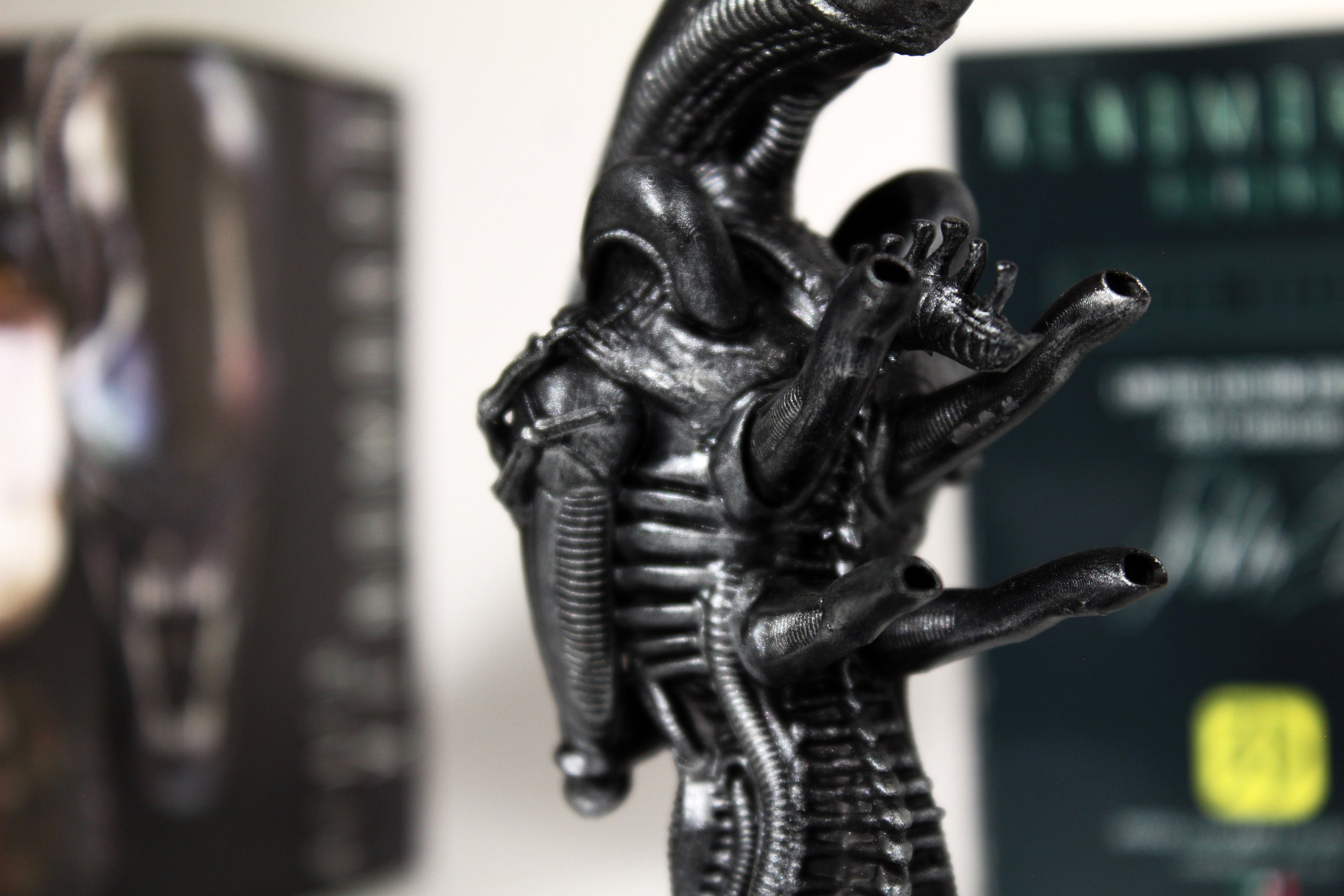 非売品 エイリアン フィギュア　ゼノモーフ　特典 エイリアン：ロムルス/ ゼノモーフXX121 サスペンデッド・ラボ