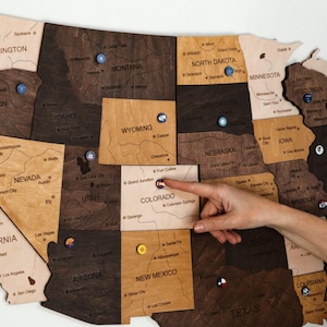 USA Push Pin Map Travel Gift - Wood US Travel Map Pin Board, United States Map Wall Art New Home Apartment Housewarming Gift, Christmas gift
