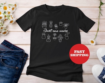 Koszulka z krótkim rękawem Just One More Plant Unisex. Niezrównany komfort, miękkość i styl!