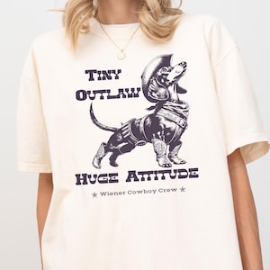 Dachshund Cowboy Shirt, Wiener Dog Lover Gift, Western Weiner Dog Tee, Vintage Doxie T-Shirt, Dachshund Gift for Dog Moms & Dads, Doxie mom