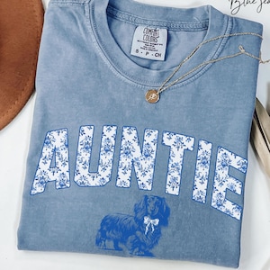 Long Haired Dachshund Aunt Shirt, Auntie Toile De Jouy T- shirt, Gift For Weiner Dog Lover, Mothers Day Gift For Dog Aunt, Sausage Dog Gift