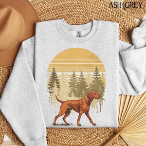 Vizsla Shirt, Vizsla Sweatshirt, Hungarian Vizsla Dog Mom Sweater, Hungarian Pointer Dog Owner Gift, Magyar Vizsla Dog Owner Gift