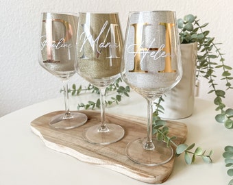 Weinglas | Glas | personalisiert | Name | Geschenkidee Männer / Frauen | Geschenk | Geburtstag | Einzug | Muttertag | JGA | beklebt