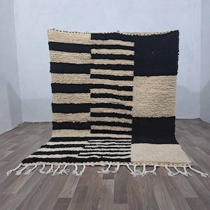 Handmade Black and White Wool Moroccan Rug: Custom Berber Design