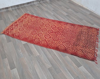 6X3Red Moroccan Vintage Rug , Red Abstract Moroccan Rug , Red Berber Azilal Rug , Large Red Area Rug ,moroccan rug red