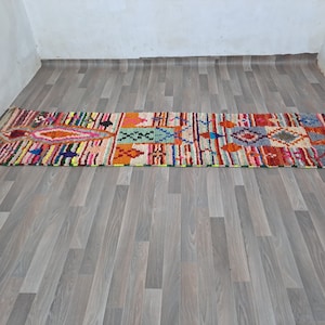 Alfombra de corredor bereber de pasillo, alfombra de corredor marroquí, corredor de alfombra colorido, alfombra de lana de oveja, alfombra de corredor Boujaad, alfombra de escalera