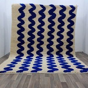 WUNDERSCHÖNER BENIOURAIN TEPPICH, Handgeknüpfter Teppich, Azilal Berber Teppich, Azilal Berber Teppich, Blauer Teppich, Wohnzimmer Teppich Bild 2