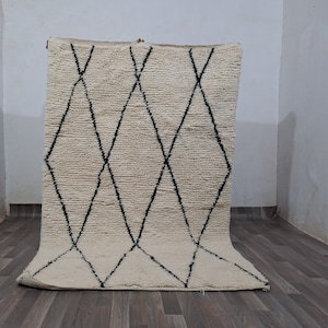 Custom Moroccan Wool Rug: Black & White Beni Ourain, Hand-Knotted