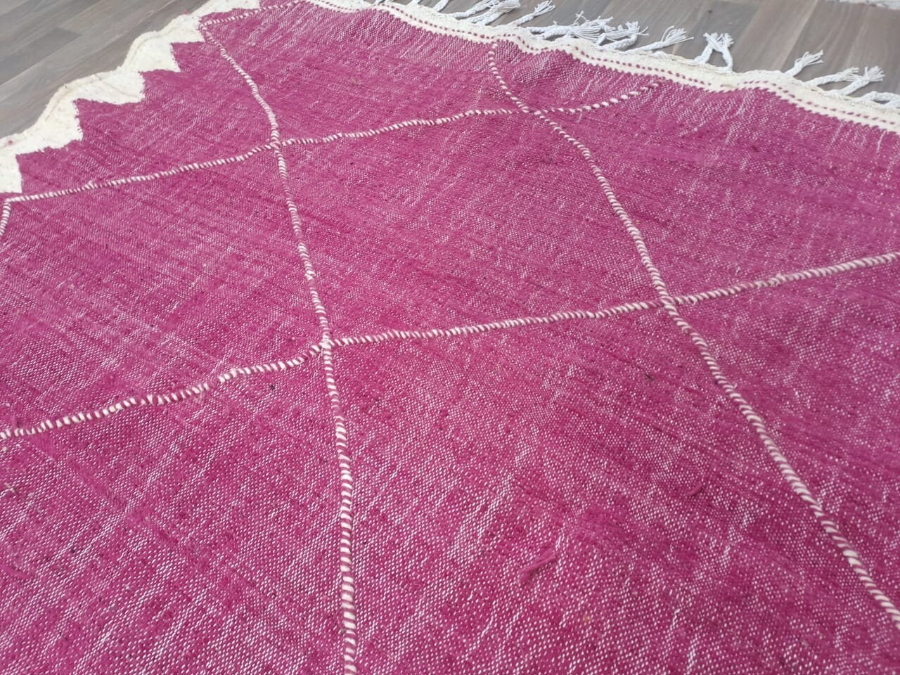 モロッコベルベルキリム 手織りヴィンテージラグ 96x136cm 手織りモロッコベルベルラグ：ボヘミアンウールキリム - Etsy 日本