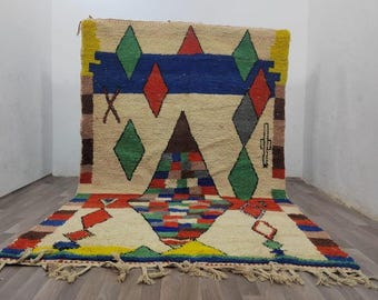 Bunter Berber Azilal Teppich: Handgeknüpfter Marokkanischer Wollteppich